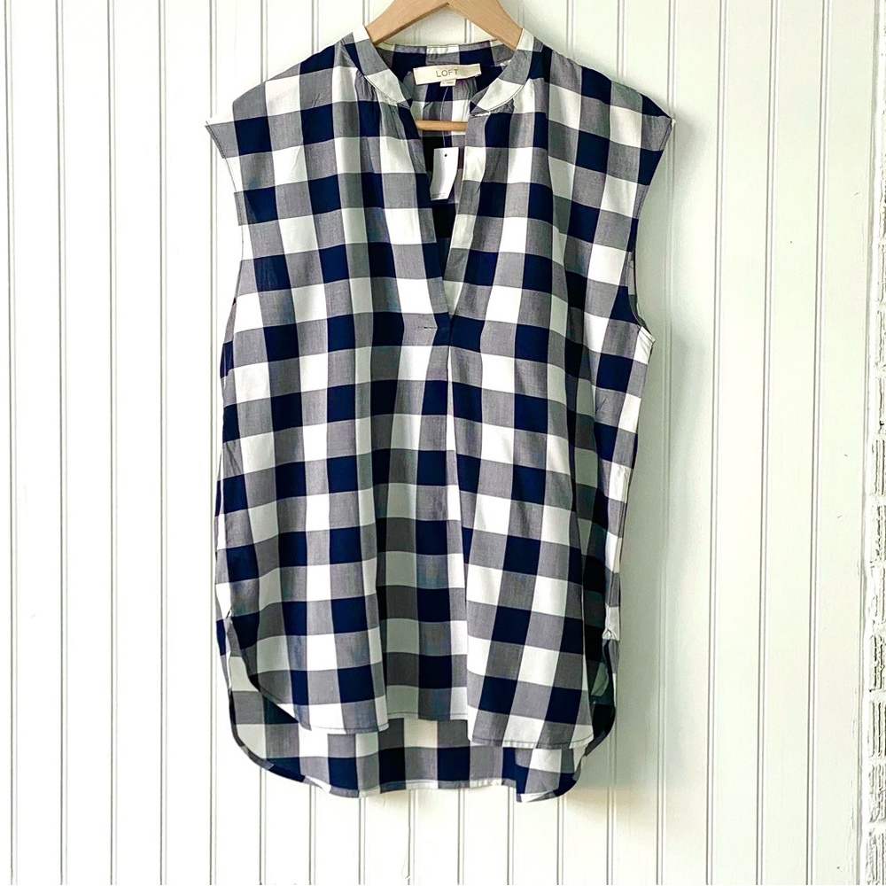 NWT Ann Taylor LOFT Navy and White Buffalo Check Sleeveless Blouse, Size: M